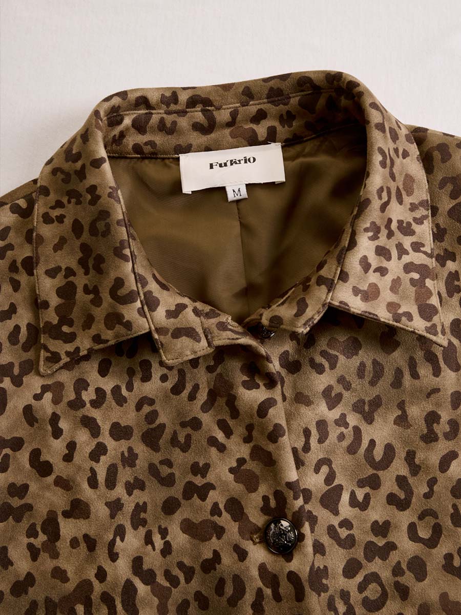 Chaqueta vintage de ante ecológico con estampado de leopardo