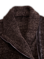 Chaqueta marrón de punto acanalado con cremallera asimétrica