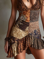 Vestido mini bohemio con estampado de leopardo y barroco, cuello halter y bajo con volantes