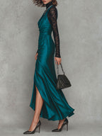 Conjunto de top de encaje transparente y vestido maxi satinado con escote drapeado y abertura