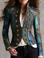 Chaqueta corta entallada tipo cropped con botones de patrón barroco victoriano y charreteras