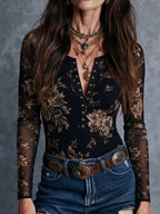 Blusa boho retro de malla transparente con estampado floral y cierre frontal de botones tipo Henley