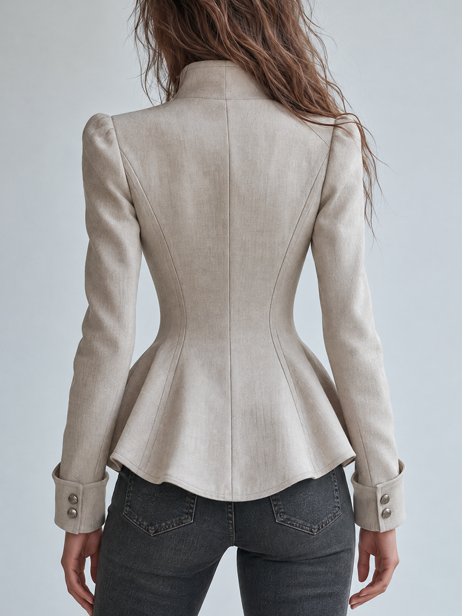 Blazer peplum asimétrico refinado con botones, color marfil
