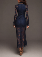 Vestido midi ceñido de encaje floral festoneado, estilo bohemio romántico, con cuello alto, manga larga, fruncido lateral y abertura alta